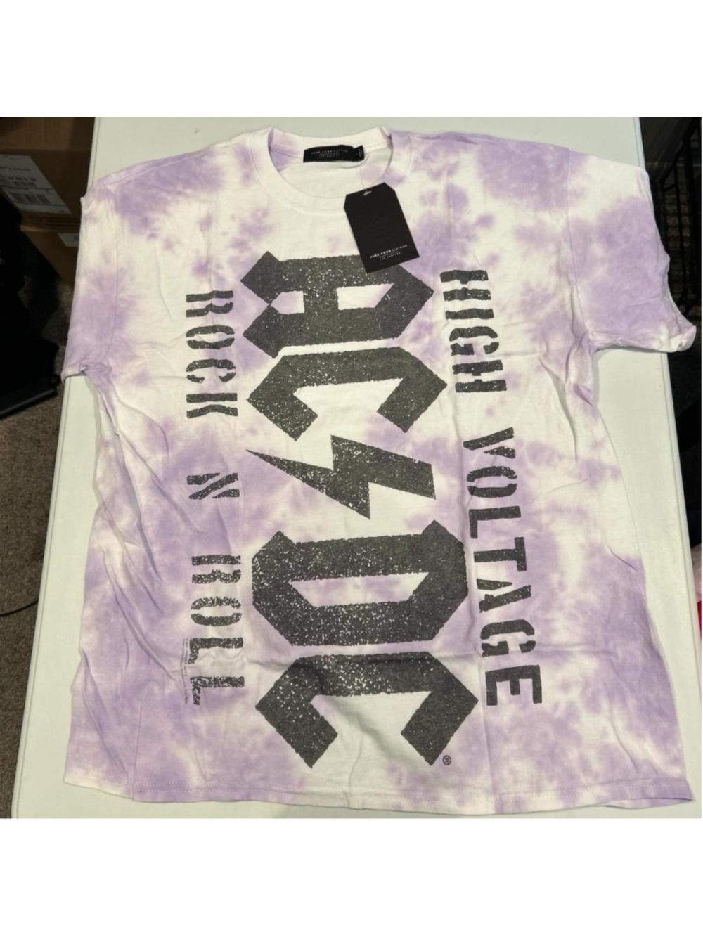 AC/DC Junk Food Clothing Lavender and White Graphic Tee SzL